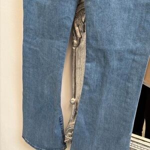 Boohoo flared Jean’s with two front pocket’s size 12
